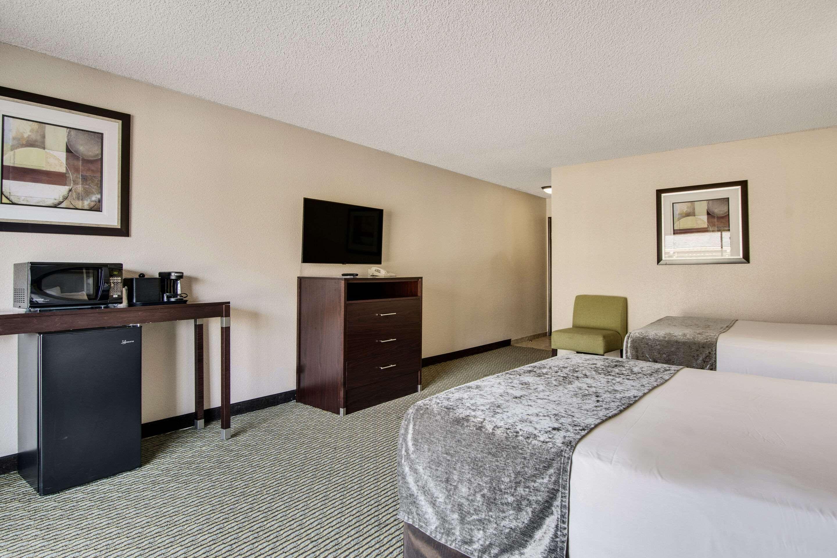 Rodeway Inn & Suites Portland - Jantzen Beach Exteriör bild