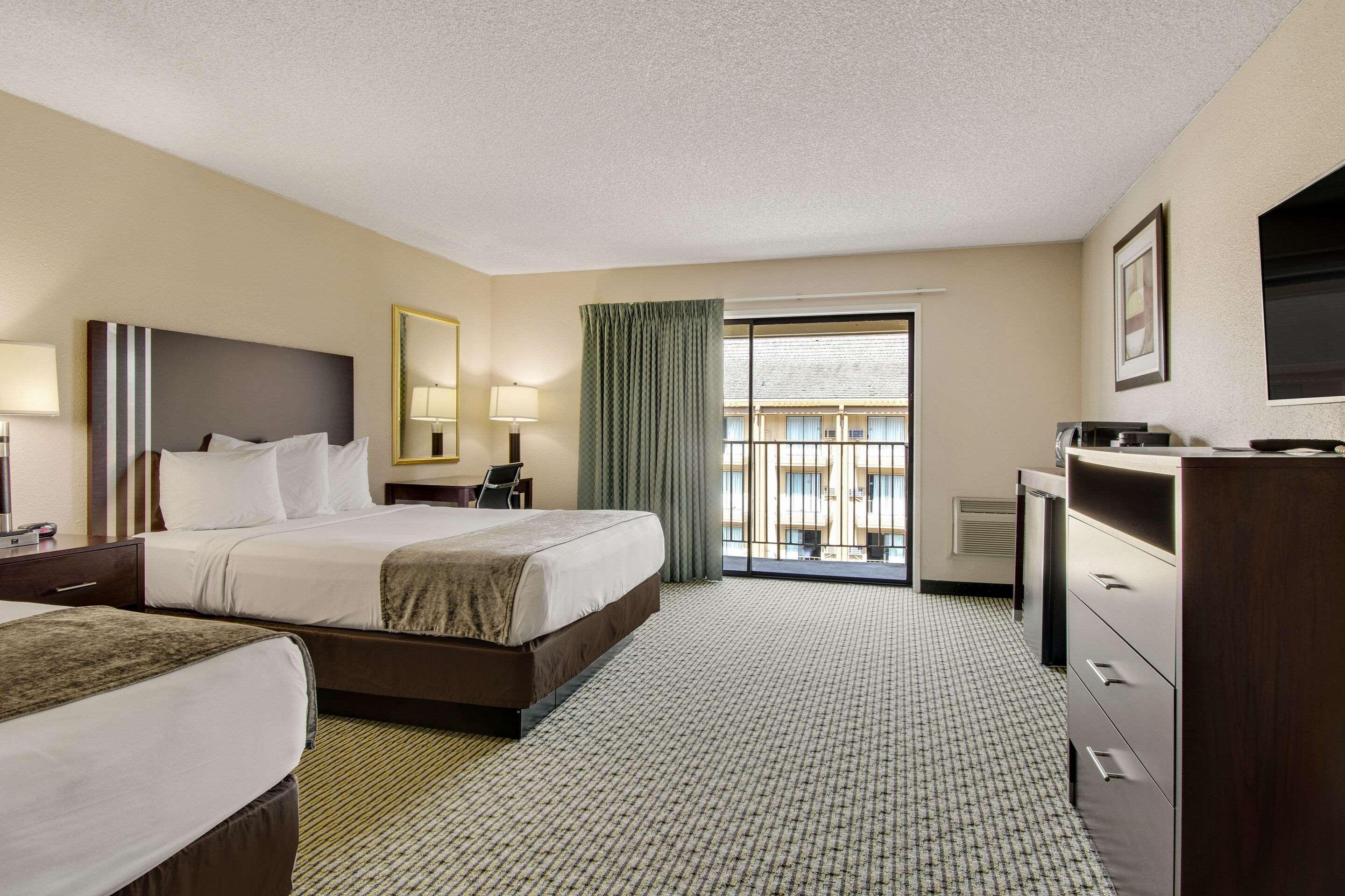 Rodeway Inn & Suites Portland - Jantzen Beach Exteriör bild