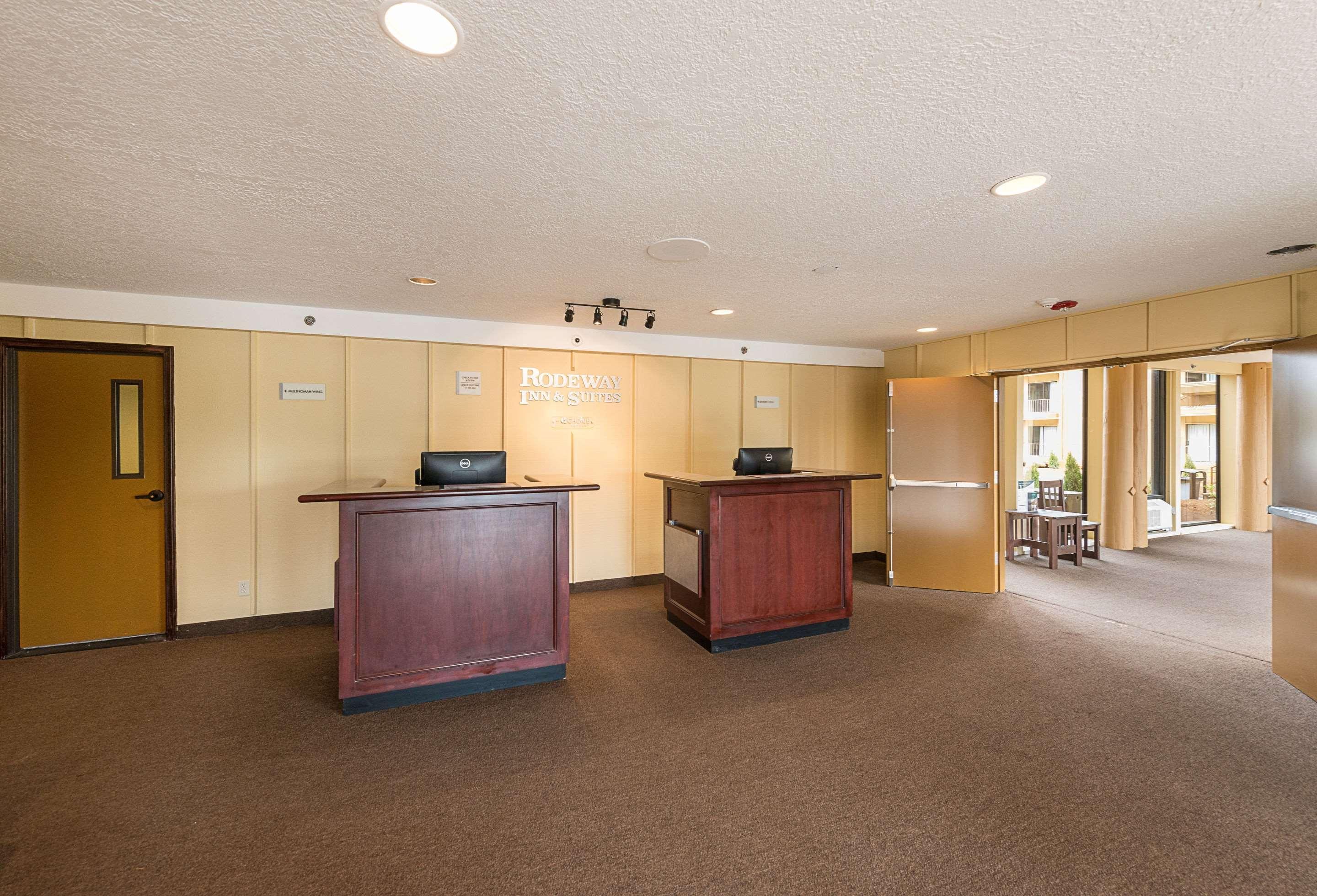 Rodeway Inn & Suites Portland - Jantzen Beach Exteriör bild
