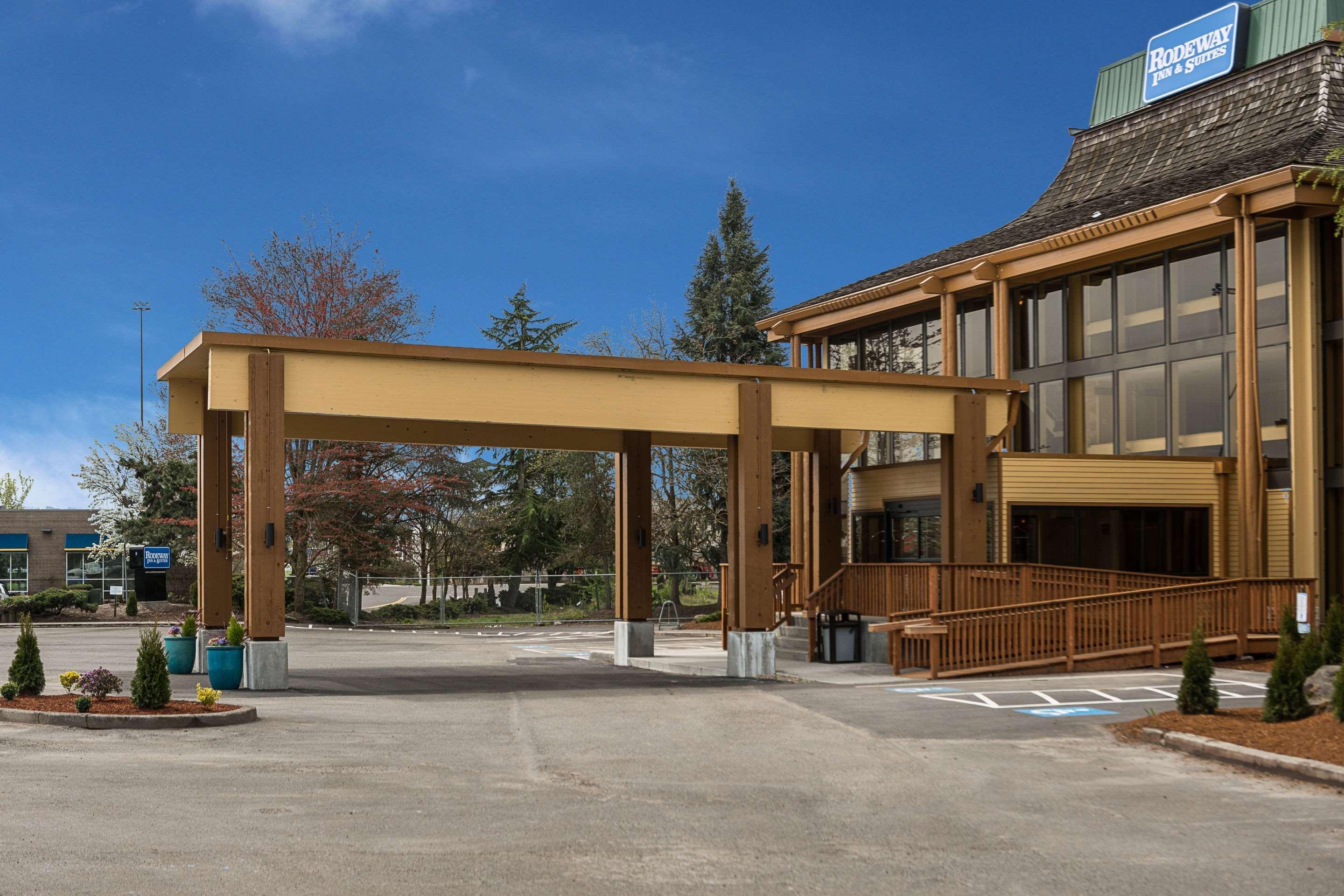 Rodeway Inn & Suites Portland - Jantzen Beach Exteriör bild