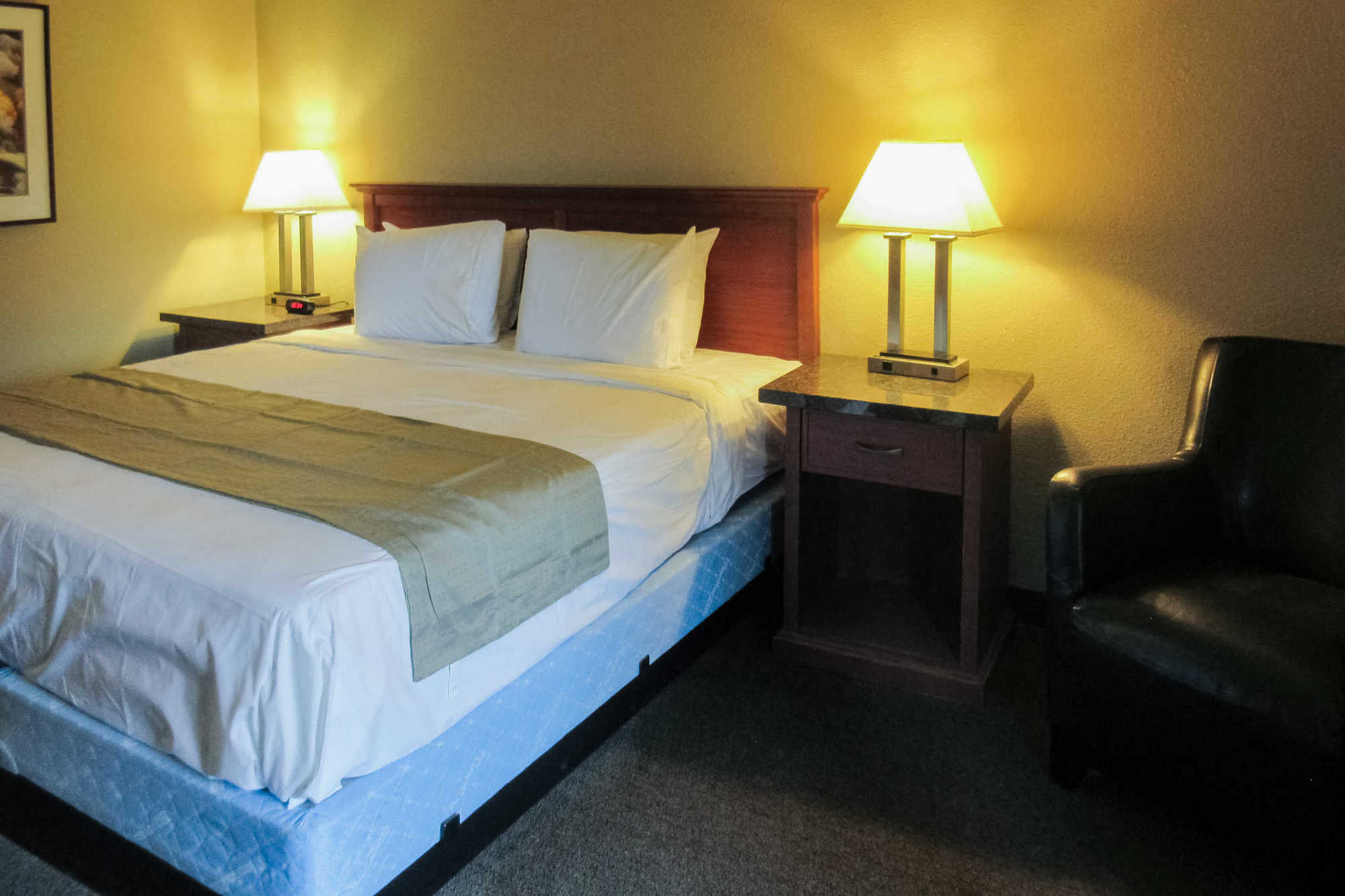 Rodeway Inn & Suites Portland - Jantzen Beach Rum bild